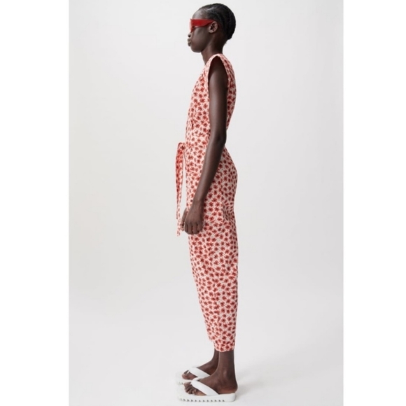 Zara (Bloggers Favorite) Floral Print Belted Jumpsuit Size Small - Picture 5 of 14